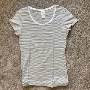 black and white striped t shirt